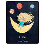 Cover des Human Design Kinder E-Books auf einem Tablet, Mädchen mit langen blonden im Wind wehenden Haaren und Brille sitzt auf einer Mondsichel